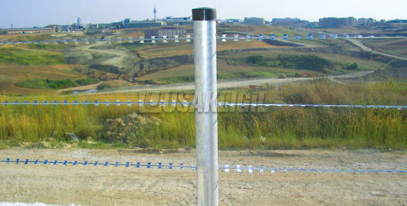 DÜZ HATLI JİLETLİ TEL